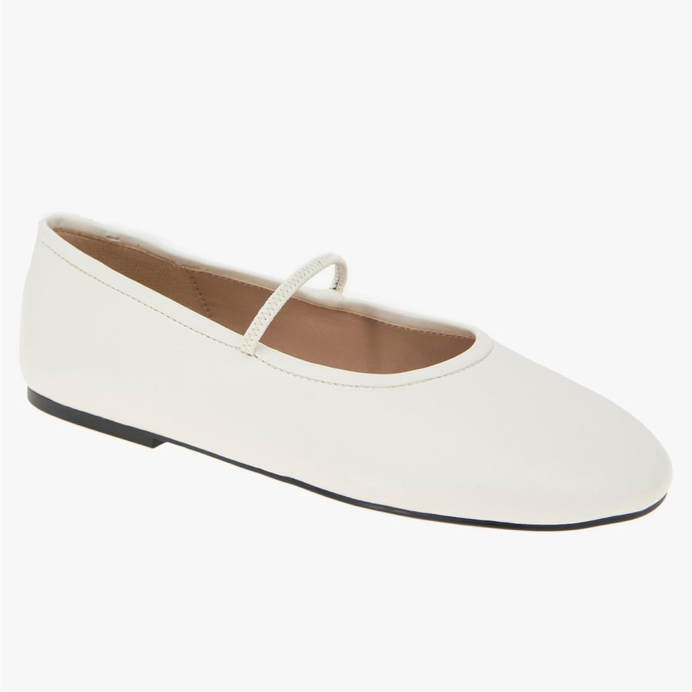 BCBGeneration Marzi White Ballet Flats